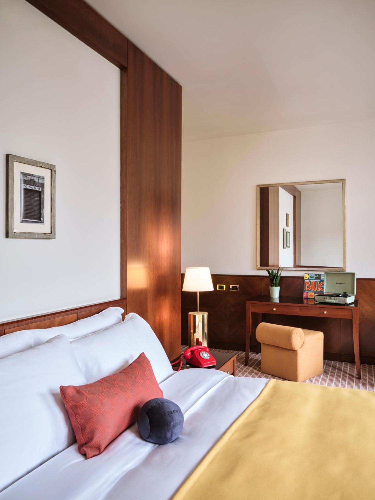 Max Brown Hotel Missori, Part Of Sircle Collection Milano Eksteriør bilde